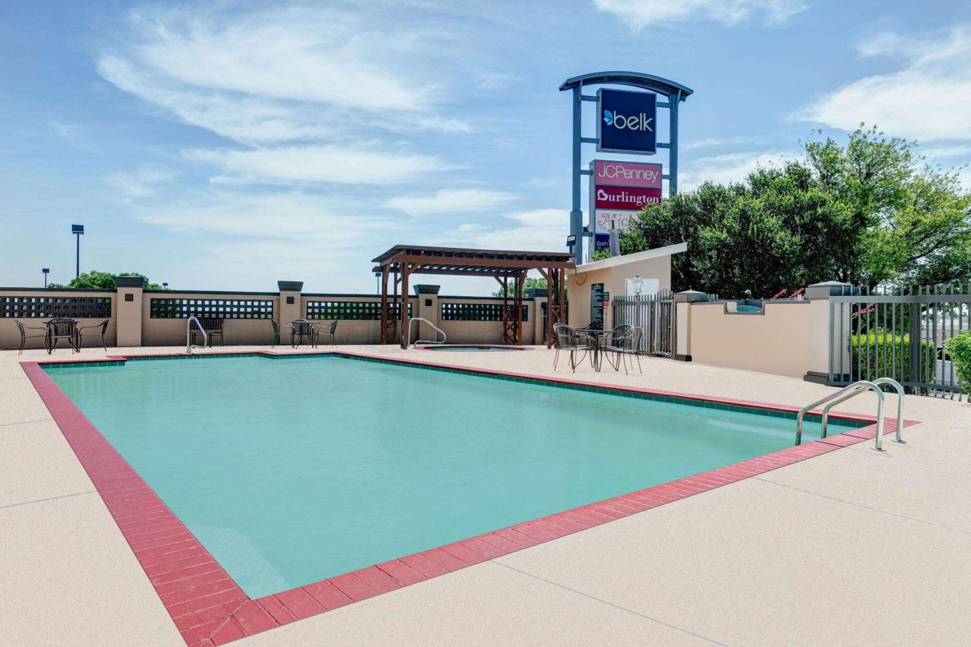 La Quinta By Wyndham Weatherford Exterior photo